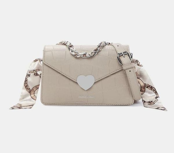 

2021 new allmatch bag chain niche trendy brand love lock crocodile pattern diagonal handbag6616021