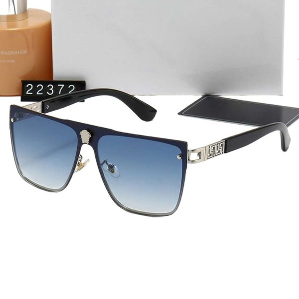 

sunglasses designer fashion luxury classic new leisure trend for men and women toad mirror holiday new style generous frame with box and let, White;black
