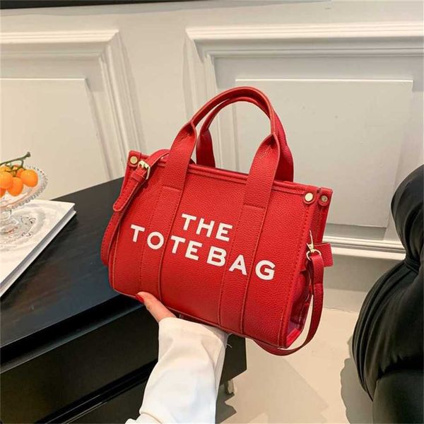

fashion women's handbag small trend shoulder 2023 summer new casual commuting crossbody bag 2tu