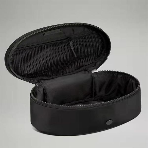 

ll outdoor bags women oval kit 3 5l gym makeup storage bags cosmetic bag fanny pack purses309r