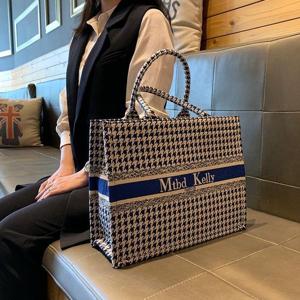 

letter bok tote tote bag luxury handbag womens mens designer bag fashion shoulder bag crossbody bag shopping