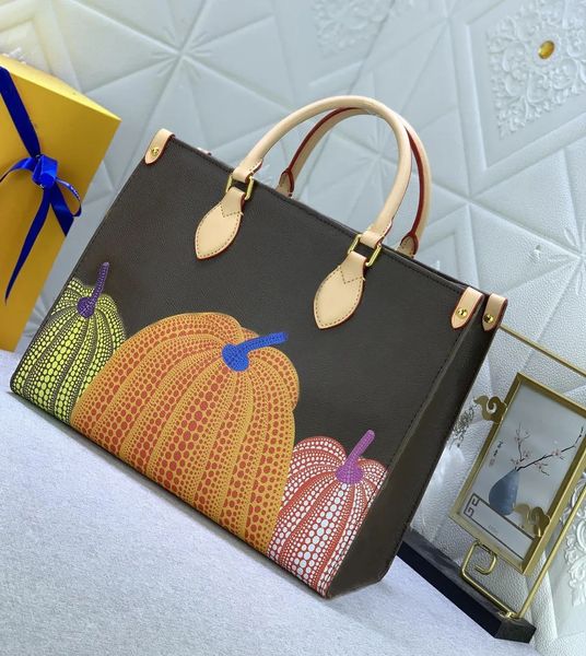 

fashion designer tote bag luxury womens yk onthego handbag flowers letters enpreinte shopping bags quality leather totes shoulder handbags p, Black;red