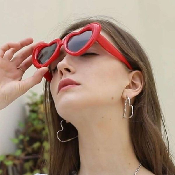 

love inflaile sunsunglasses wicked sunglasses, White;black