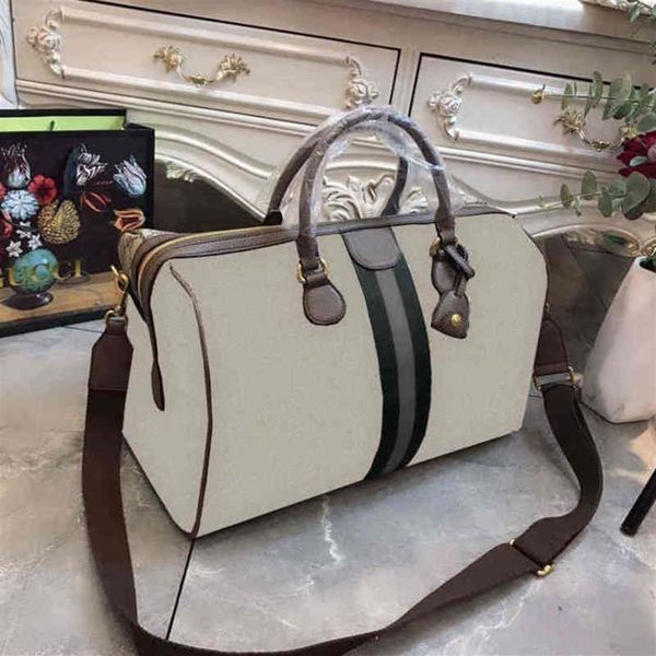 

designers travel bags mens luxurys duffel bag fashion outdoor pack with large spacehigh cap multifunctional handbag shoulder bagss2358