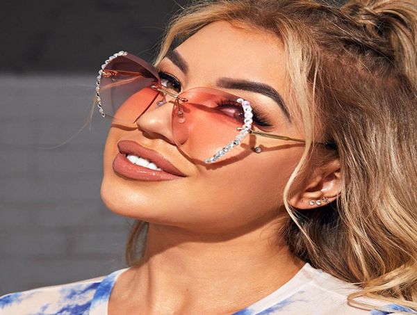 

designer women brand sunglasses rimless diamond versatile irregular color matching fashion high street trend4321525, White;black