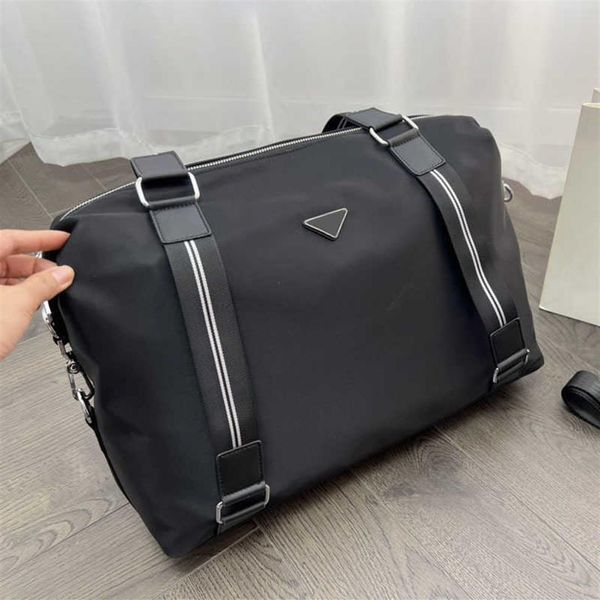 

new designers duffel bags fashion designer bag 3 style men female travel bags nylon luxurys handbag large capacity carry luggage p254n