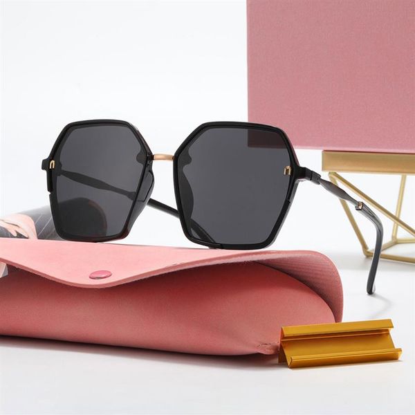 

designer sunglasses for woman elegant glasses adumbral full frame rectangle letter design 5 option 481, White;black