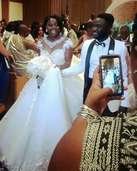 

ball gown wedding dresses white bridal gowns formal tulle ivory new custom plus size zipper o-neck applique beaded crystal illusion