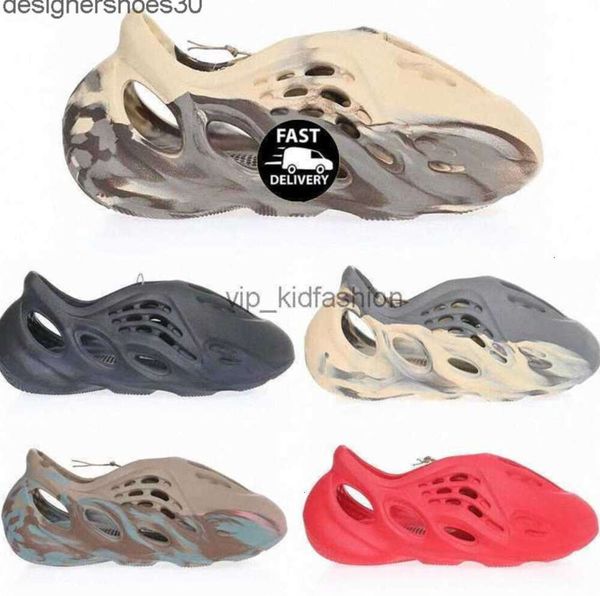 

kids shoes big baby slide foam runner slipper boys girls designer slippers yeeziness yezziness black shoe boy sneakers toddler children kid