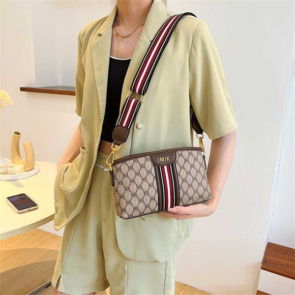 

baobao women's 2023 new fashion letter printing crossbody bag versatile and advanced broadband one shoulder small square 85% off online