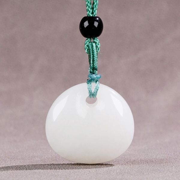 

Natural white jade necklace lock Single Stone Pendant Necklace Pendant Mens Chain With Pendant Designer Jewellery Man Ornate Jewels