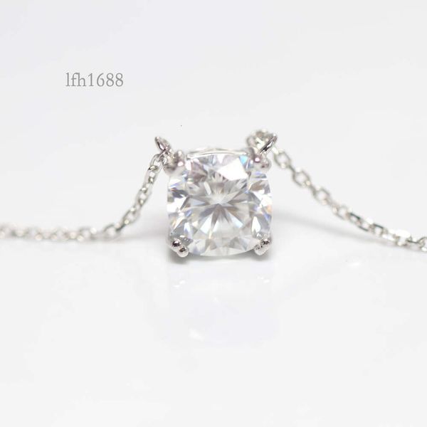 

Jewelry 2Ct Cushion Cut Moissanite Diamond Pendant Necklace For Women Classic 4 Claws Solid Gold Moissanite Pendant Name