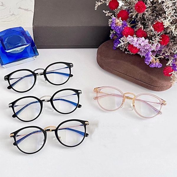 

High quality optical glasses designer 1:1 casual and comfortable coffee shop design with oval frame and metal leg straps suitable for gentle and quiet women and men