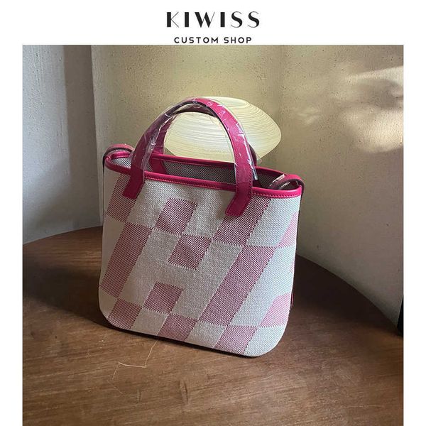 sac cabas brodé rose rouge