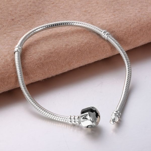 

S925 Sterling Silver Plated Snake Chain Bracelet Fit Pandora Charm Beads Hand Chain Bracelets Bangle for Women DIY Beads Bracelet Jewelry Making Accessories 3MM