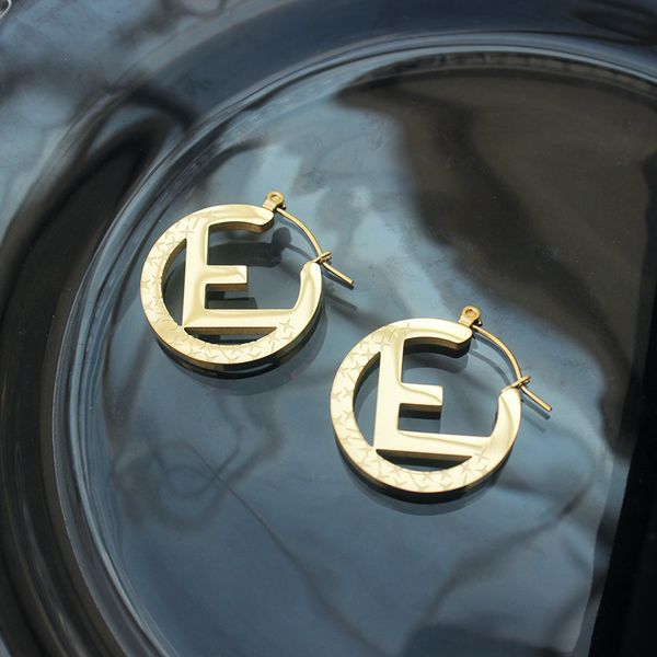 

New Luxury Clover Pattern Letter F Hoop Earring Huggie Earring Jewelry for Women Gift