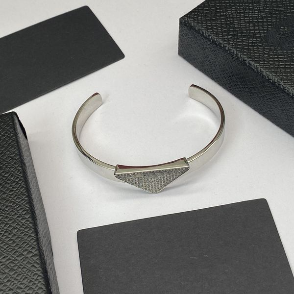 

Designer Bracelet Letter Triangle Diamond Embedding Fashion Style bracelet Boutique Jewelry