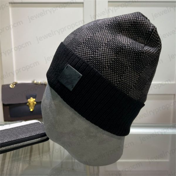 

Classic Men's Knitted Hat Designer Women's Beanie Cap Winter Warm Wool Hats 6 Color Options, Green