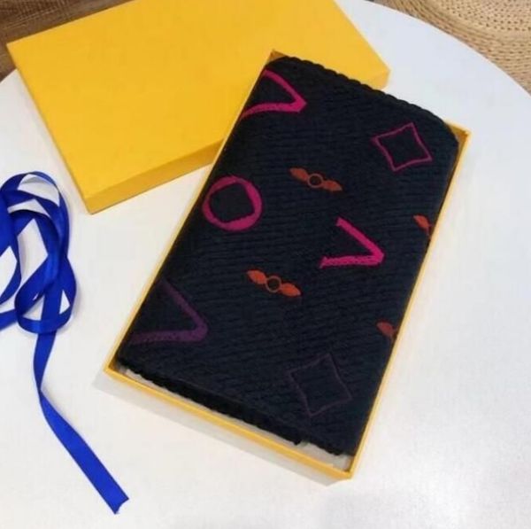 

2023 scarf Autumn/Winter Ladies quality soft thick fashion scarf size 180x30cm IJT9