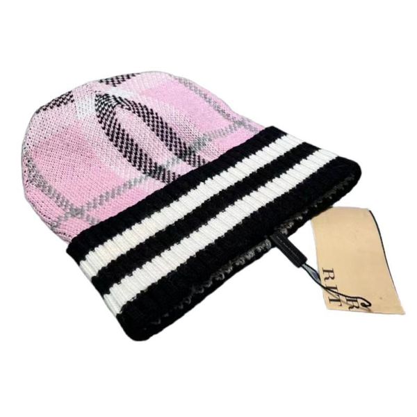 

Brand Beanie Designer Knitted Hat Men's Women's Autumn and Winter Outdoor Sp High Quality, Yellow