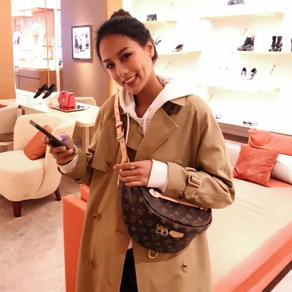 

Women Designer Hobos Shoulder Waist Bags Mirror Quality Luxurys Handbags 10a Designers Bum Bag Crossbody Leather Flowers Chest Bag Men Brown Chain Wallet Woman Mens, With dustproof bag