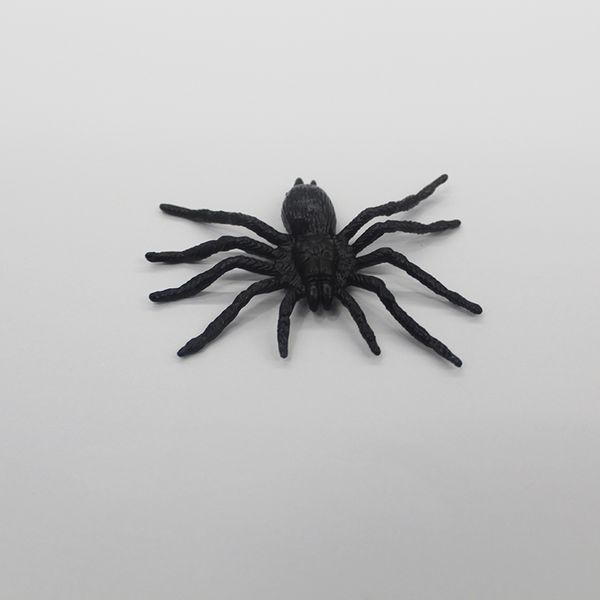 

halloween Trick and Decor Toys, Decorative Items, Props, Simulation Spiders, 4 Plastic False Spiders, Black Large Spiders(12 pieces per piece)