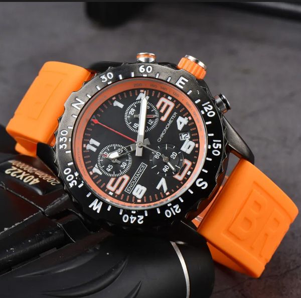 

Luxury Designer Watch Montre Endurance Pro Avenger Brietlling Navitimer Men's Watches Reloj 44mm Rubber Strap Chronograph Wristwatch Rubber Silicone Orologio