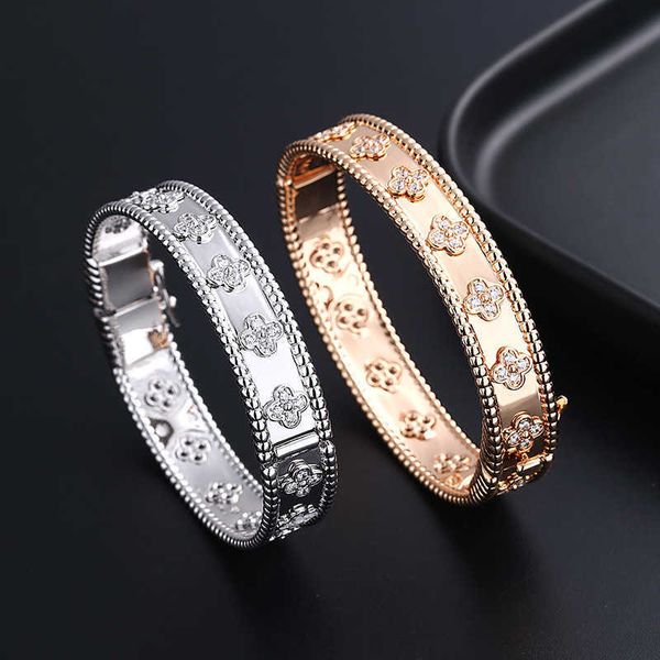 

Designer Bracelet four-leaf Clover luxury top jewelry Kaleidoscope Bracelet Women's Rose Gold Wide Edition Full Diamond Bracelet High Quality Van Clee jewelry gift