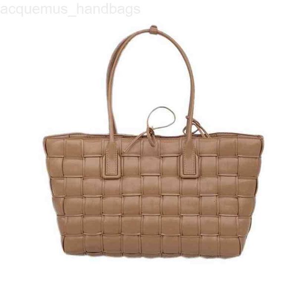 

venetas designer bag bottegas handbag luxury women fashion shoulder crossbody bags versatile purses totes saddle venetta wallet yqiq