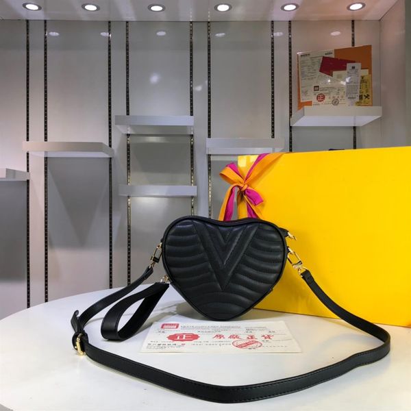 

luxury designer heart bags ladies and shoulderbundle messenger classic packet heart-shaped made leathermylockme bb handbag sh191d