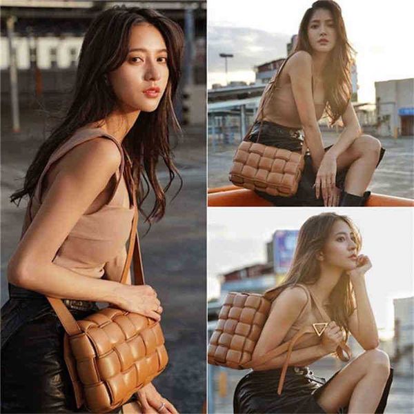 

designer bag vene designer bag bottegas handbag luxury women fashion shoulder crossbody bags versatile purses totes saddle venetta wallet dc