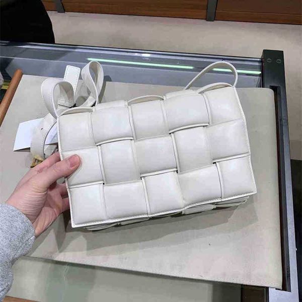 

designer bag vene designer bag bottegas handbag luxury women fashion shoulder crossbody bags versatile purses totes saddle venetta wallet vm