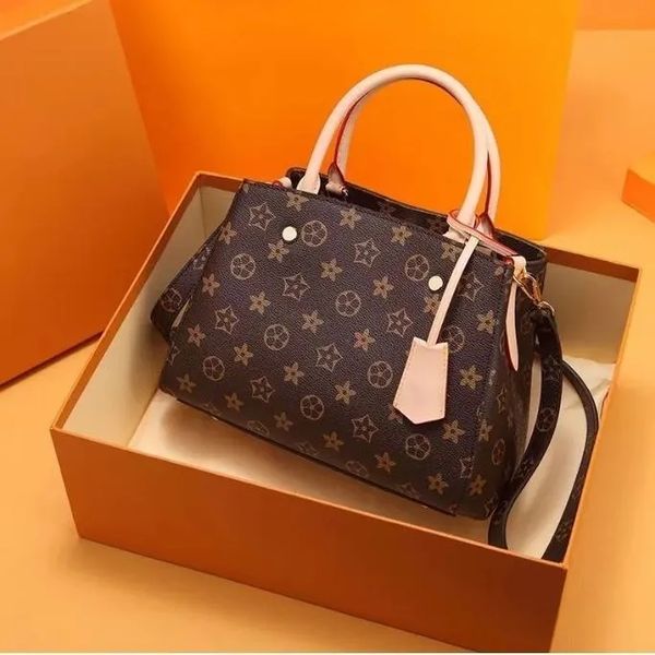 

designer bags montaignes bb m41056 women designers handbags luxurys shopping bag classic brand leather large capacity handbag luxury designe