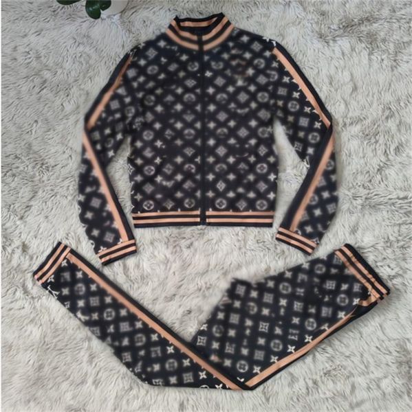 

new women's tracksuits luxury brand fashion casual sports designer tracksuits 2 piece set j2501, Gray
