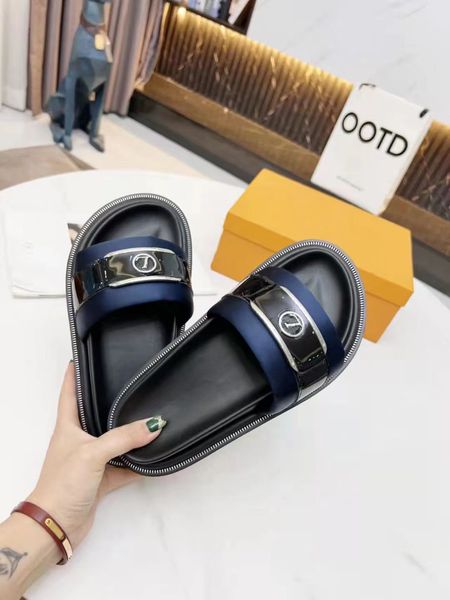 

2023 lock it flat mule slippers designer womens luxurys designers sandals genuine leather ladies dauphine outdoor casual slipper flip flops, Black