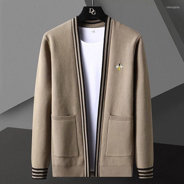 

men's sweaters bee embroidery sweater cardigan korean casual coat elegant men 2023 autumn trend abrigo hombre clothing, White;black
