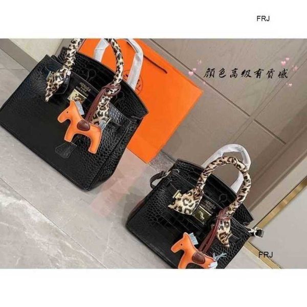 

designer bags birkin handbags herme have logo new crocodile cowhide h classic platinum bag bk25bk30 hand in with messenger frj have logo