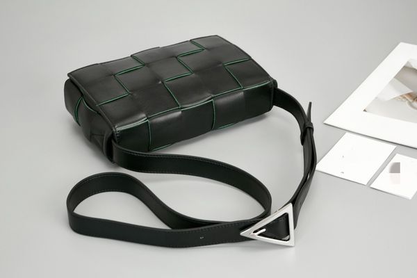 

designer bag limited style crossbody black/parakeet silver finish