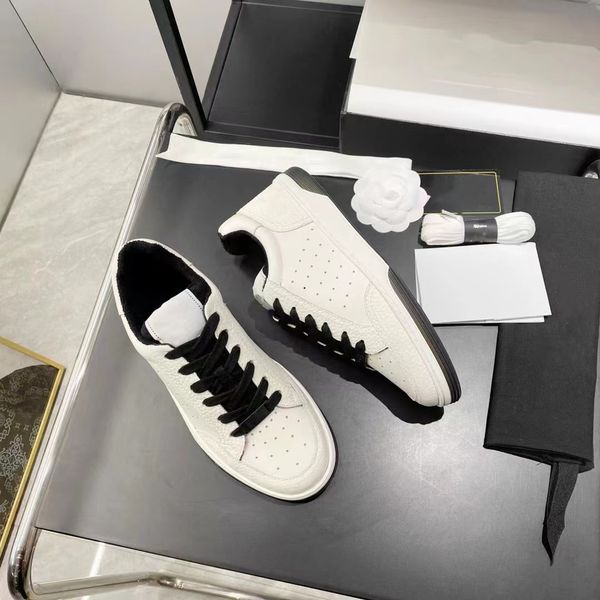 

2023 designer sneaker calfskin casual shoe retro suede sneakers men women sneakers reflective shoes patchwork breathable platform sneakerss, Black