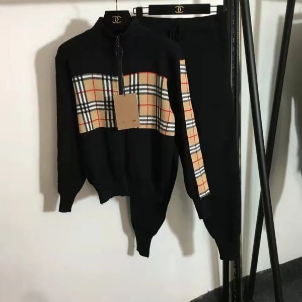 

luxury womens tracksuits sweaters western style burbee age reducing fashion net red jacquard two piece knitting suits gg european ucci size, Gray