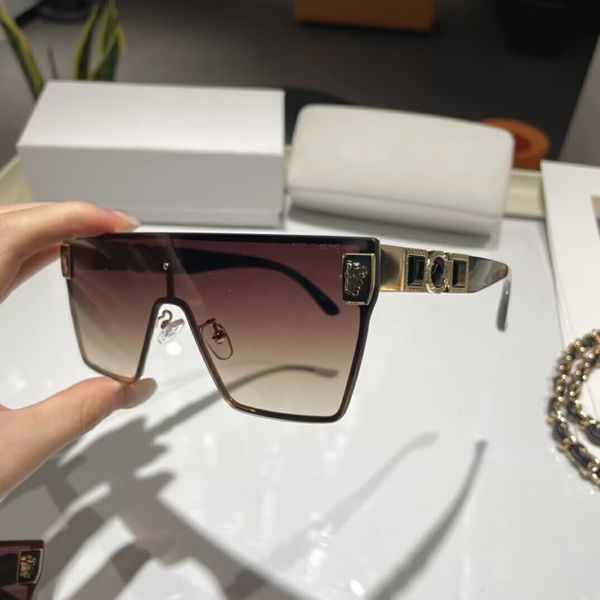 

2023 designer sunglasses luxury eyewear unlimited beach outdoor shades pc frame women and men protection sun glasses fashion classic lady mi, White;black