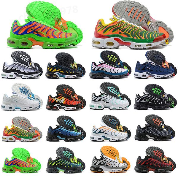

2023 classic mens shoes black white red camo frost tn plus ultra sports run shoes tns requin designer trainer sneakers 40-46 c33