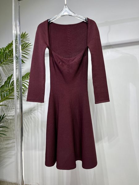 

autumn and winter temperament new exquisite yarn knitted dress, Black;gray