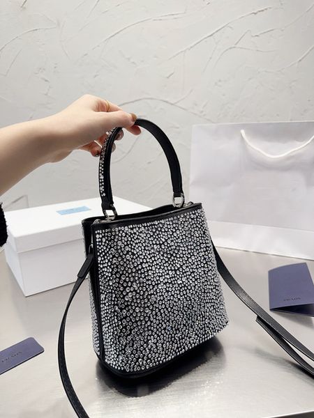 

luxury designer bag p quality high fashion women wallets clutch totes crossbody drawstring shiny diamond bucket bags ladies purse 5a handbag