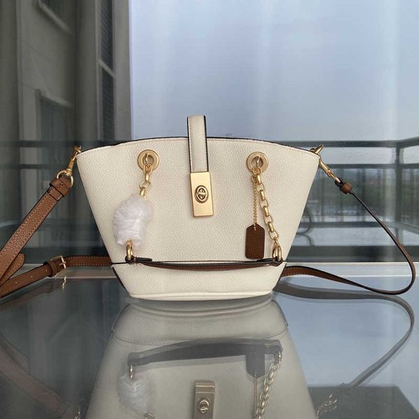 

trendy custom luxury unique real leather purses and vegan handbags for women