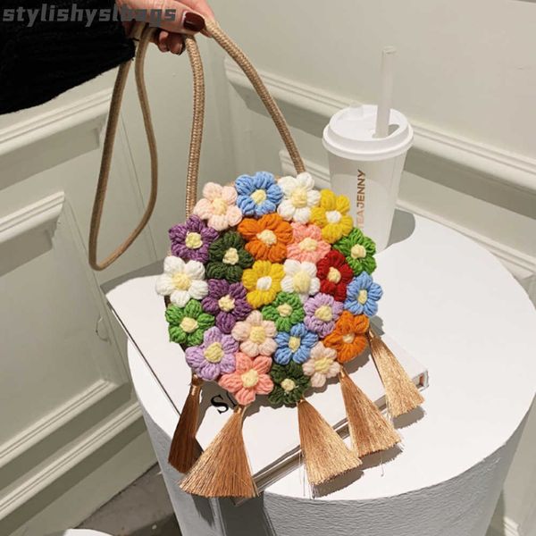 

totes flower hand woven diy knitted bag women cotton woolen daisy bag new shoulder messenger bag rural style pearl chain crochet bags 010523