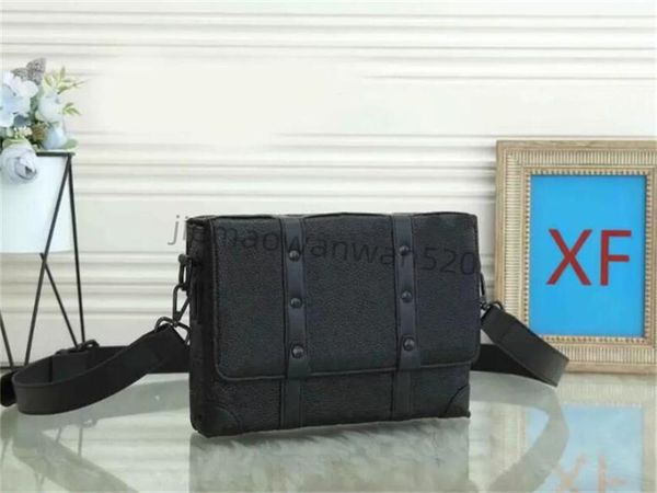 

messenger box bag mens shoulder bags monograms embossed leather flower logo printed designer crossbody handle bag's luxury flap handbag