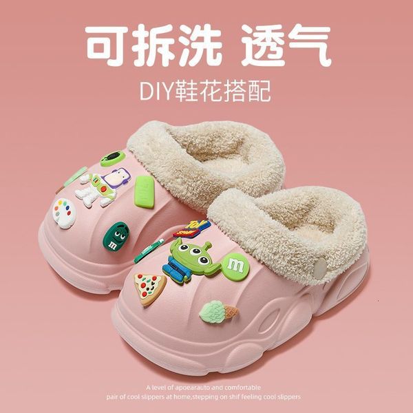 

slipper 4 10y kids mules clogs winter boys girls sandals cartoon removable fleece lined warm beach slippers children garden shoes h28 230105, Black;grey