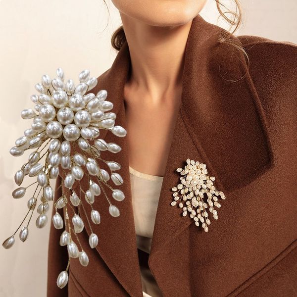

pins brooches mengjiqiao korean exaggerated elegant pearl flower brooch pin badge for women girls fashion clothes decoration jewelry gifts 2, Gray