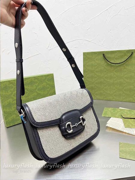 

womens designers shoulder crossbody bags luxurys fashion 2023 new color handbags flap small tote messenger purse with letters top